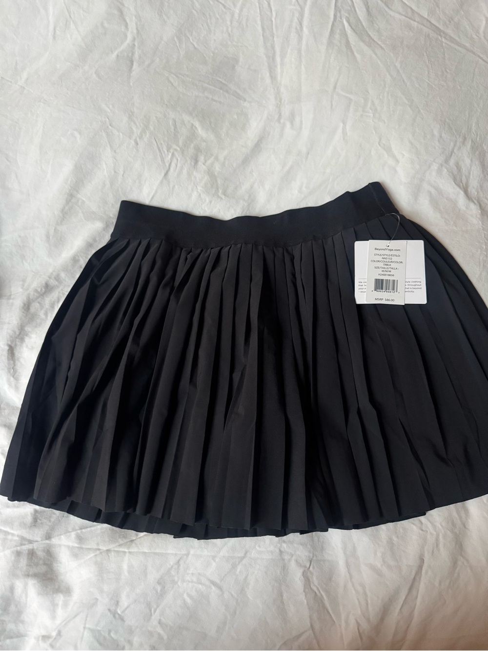 NWT Beyond Yoga Women's Black Pleated Skort